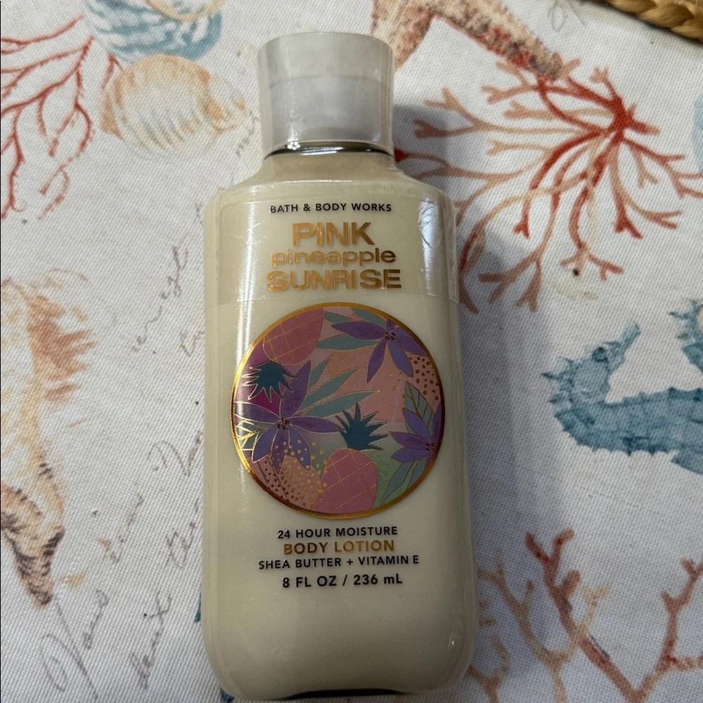Bath & Body Works Pink Pineapple Sunrise Set
